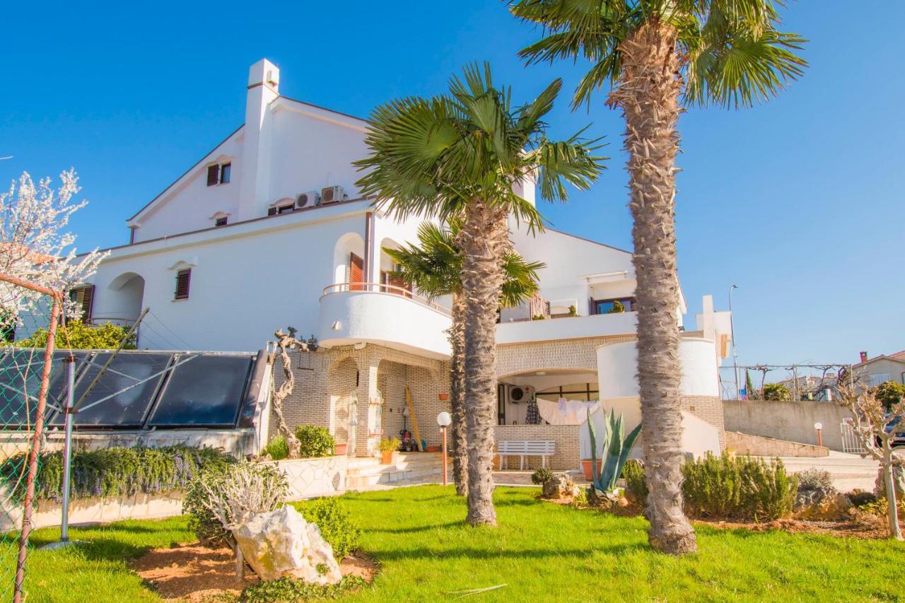 Apartments Punta & Vista In Krk Krk Town Eksteriør bilde