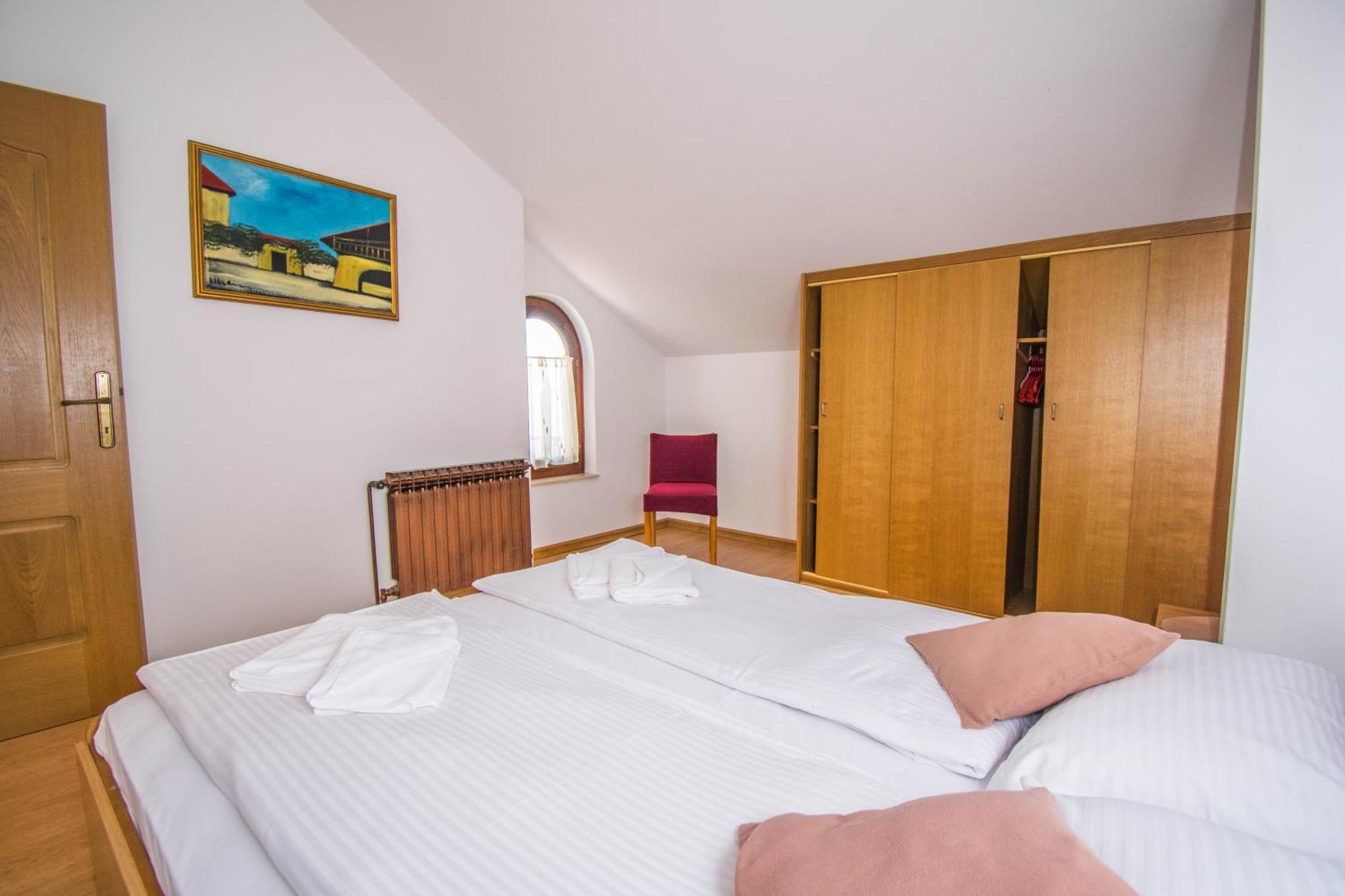 Apartments Punta & Vista In Krk Krk Town Eksteriør bilde