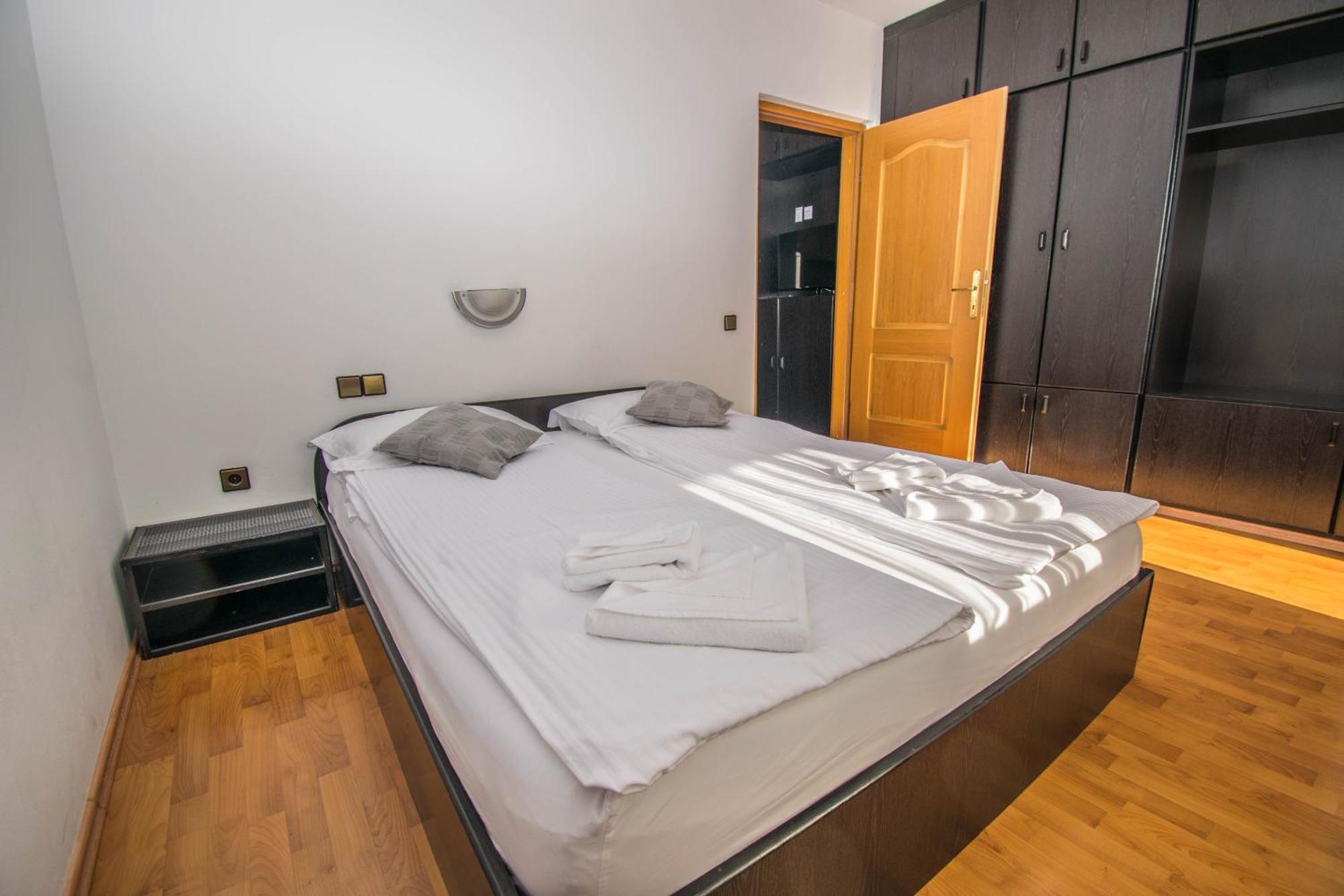 Apartments Punta & Vista In Krk Krk Town Eksteriør bilde